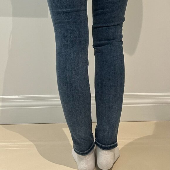 Guess Skinny Jean - Size 30 - Picture 3 of 4